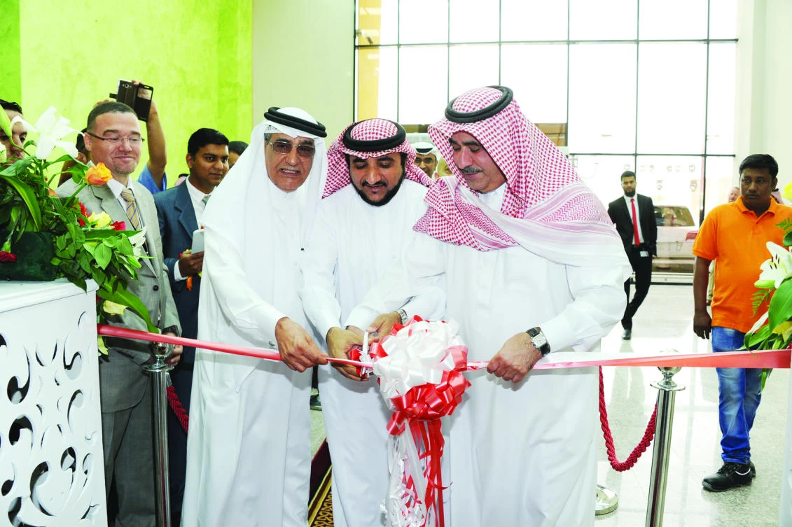 The new Tamimi Markets store was officially opened by Tariq Altamimi, Essam Almula and
Mohammed Saleh Altamimi.
