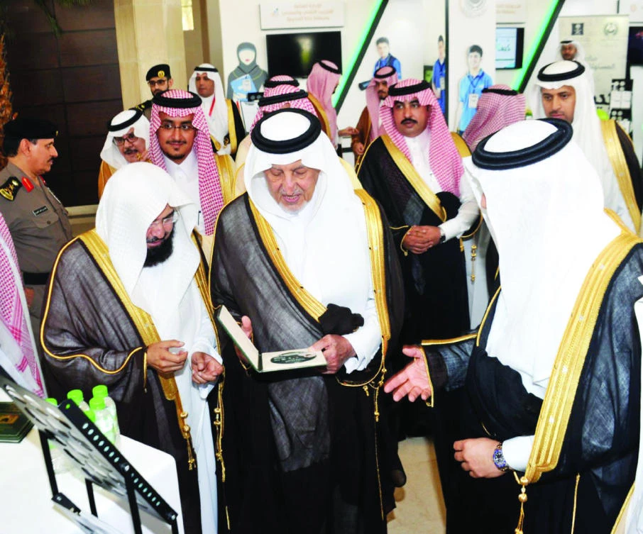 Makkah Gov. Prince Khaled Al-Faisal attends the opening ceremony of Makkah
cultural exhibition on Sunday. (SPA)