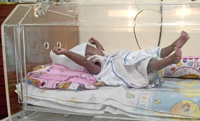 Free incubators save lives of Indonesian babies
