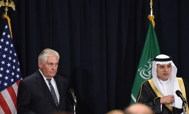 Saudi Minister of Foreign Affairs Adel al-Jubeir (R) and US Secretary of State Rex Tillerson hold a press conference following a bilateral meeting in Riyadh on Saturday. (AFP / FAYEZ NURELDINE)