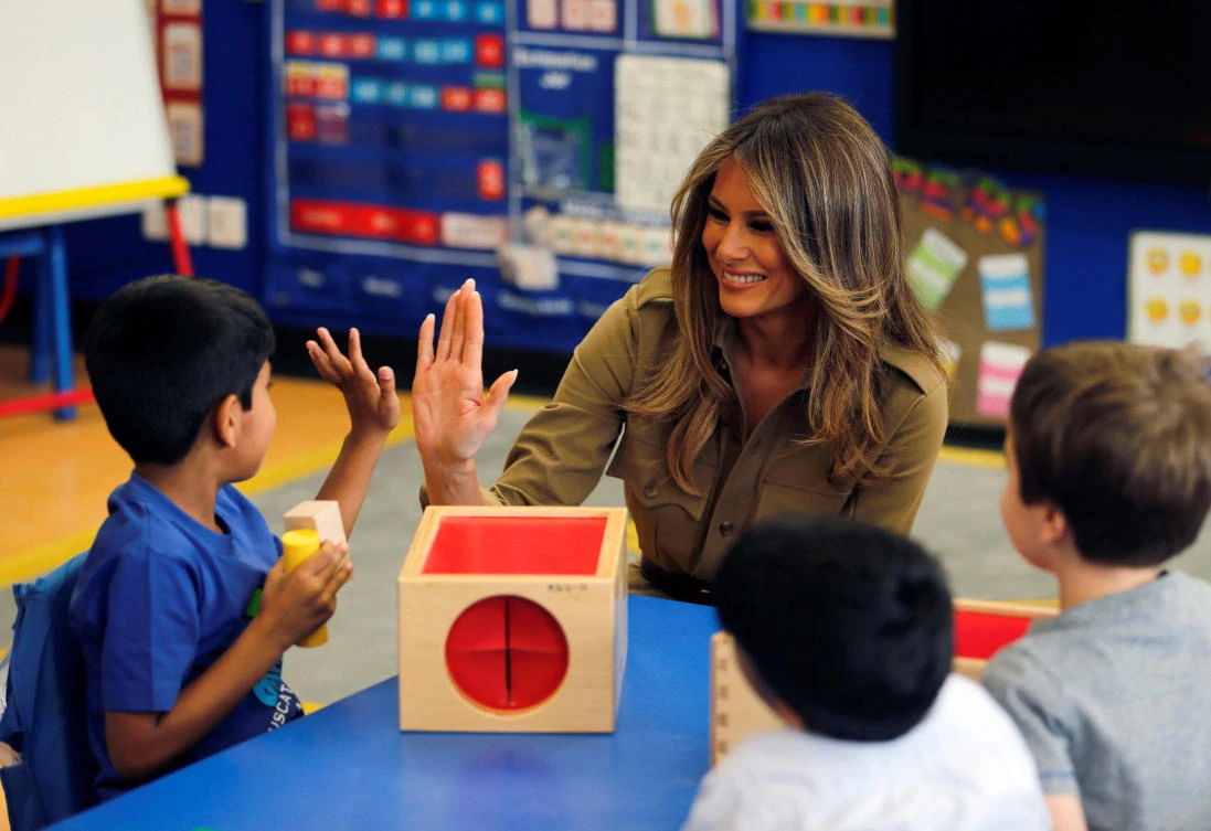 First lady Melania Trump chats with children as she visits American International School of Riyadh, Saudi Arabia, May 21, 2017. (Reuters)