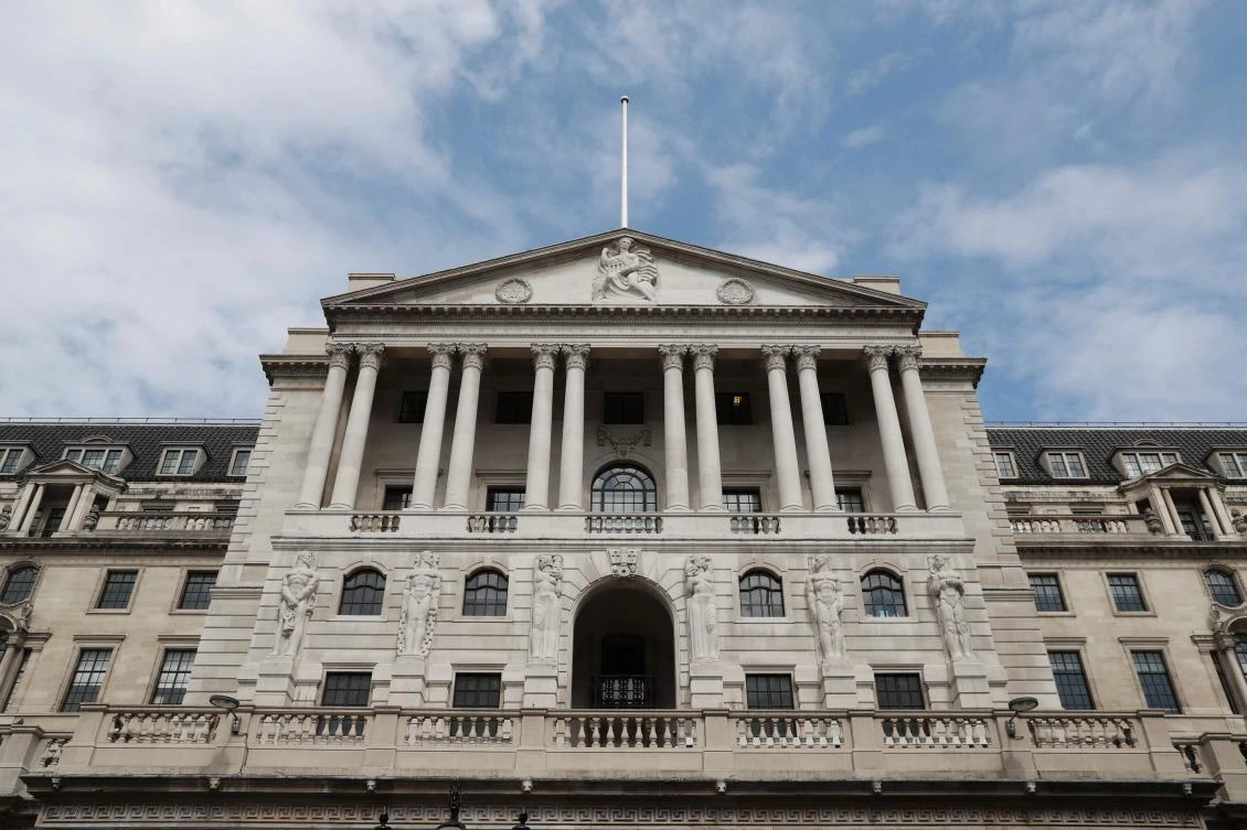 The Bank of England is pictured in the City of London on May 11, 2017, ahead of the central bank's quarterly Inflation Report press conference. The Bank of England on Thursday held its main interest rate at a record low 0.25 percent and slightly downgraded its growth forecast for 2017 as Brexit uncertainties hit consumption. / AFP / Adrian DENNIS