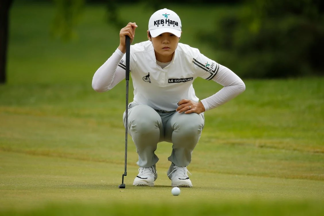 Sung Hyun Park of South Korea reads a putt on the 17th green during the second round of the LPGA Volvik Championship on May 26, 2017 at Travis Pointe Country Club Ann Arbor, Michigan on Friday. (AFP)