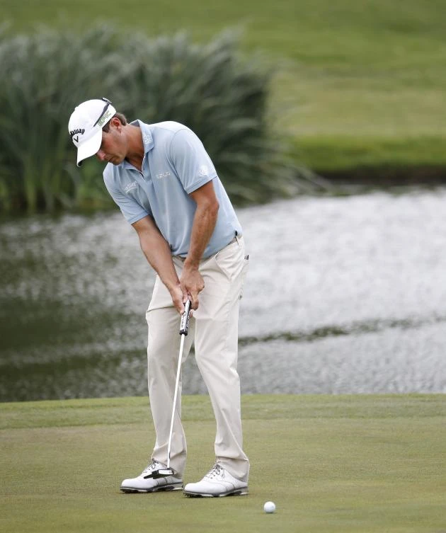 Kevin Kisner putts on the ninth green at the Dean & DeLuca Invitational golf tournament Friday. (AP)