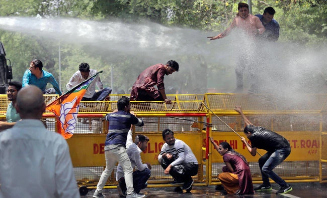 Indian court suspends ban on cow slaughter