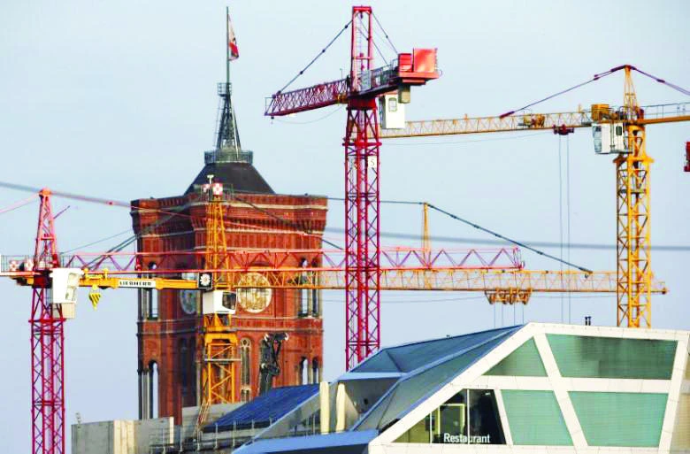 Surveys of purchasing managers’ plans in the euro zone, Germany and France all indicated steady growth. (Reuters)