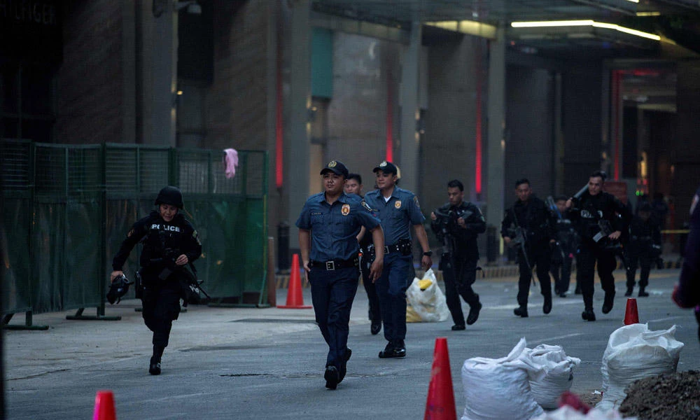 36 dead as gunman sets Philippine resort ablaze in botched robbery