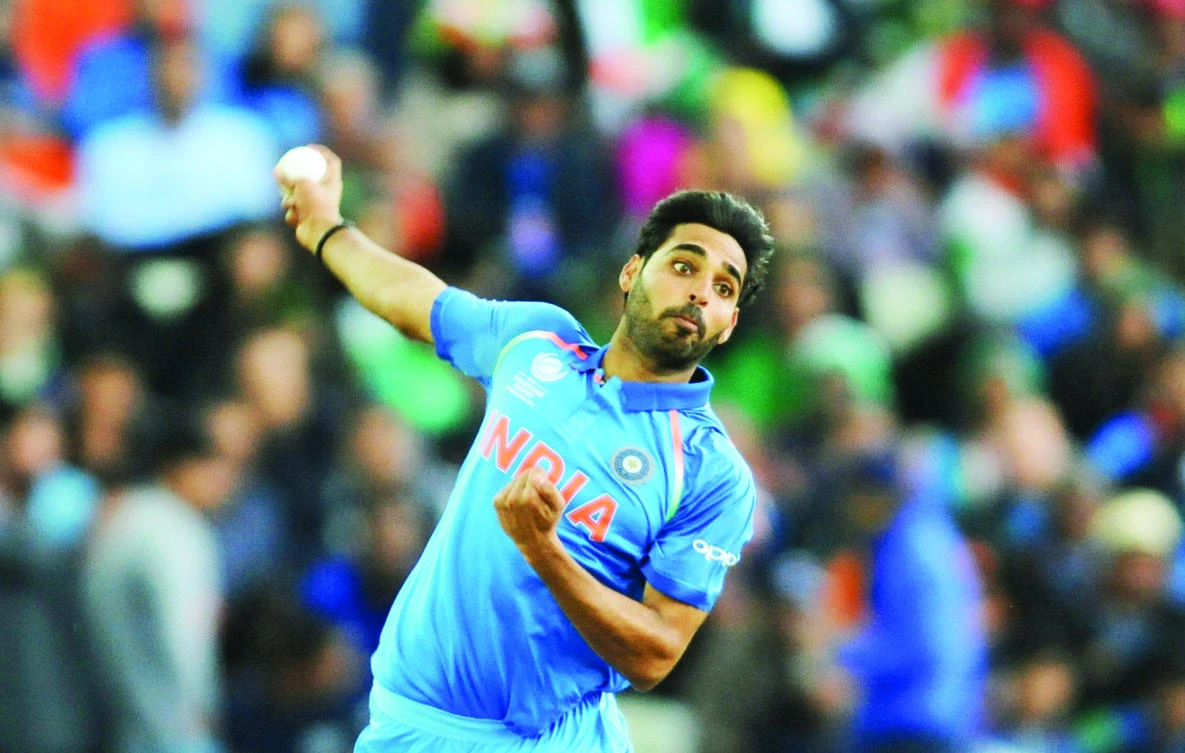 India’s Hardik Pandya bowls during the ICC Champions Trophy match between India and Pakistan at Edgbaston in Birmingham, England, on Sunday. (AP)