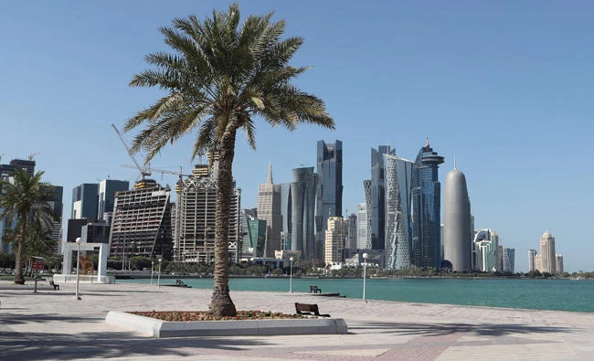 A general view taken on June 5, 2017 shows the corniche in Doha. Mauritania became the latest country on Tuesday to join Arab nations including Saudi Arabia and Egypt to cut ties with Qatars. (AFP)