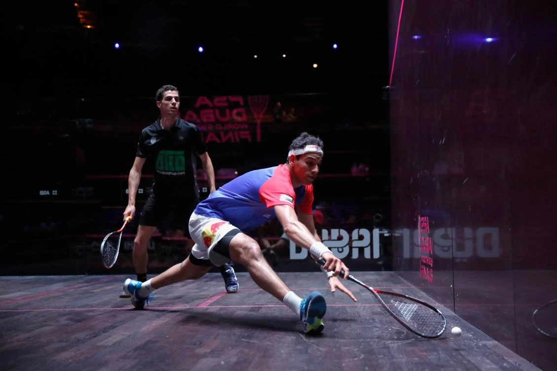 Mohamed ElShorbagy (blue) against Ali Farag. (AN photo)