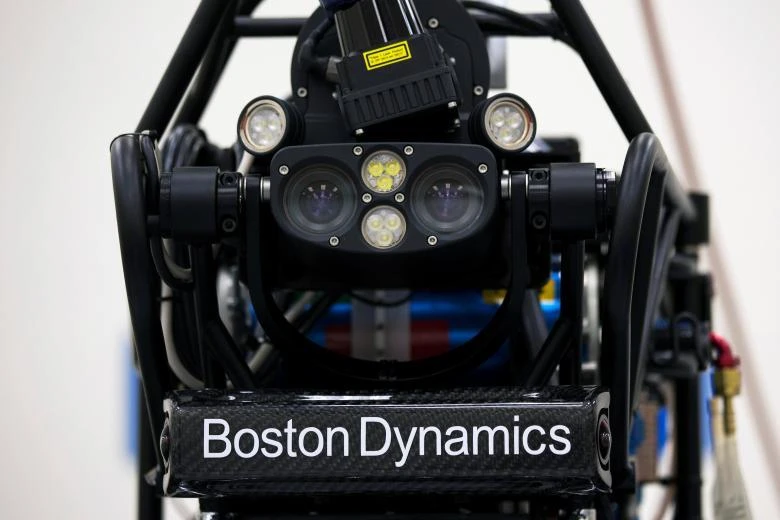 SoftBank to buy robotics businesses from Alphabet Inc.(AFP)