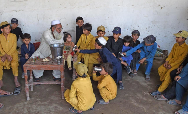 3 men, 96 children: Pakistan’s population booms