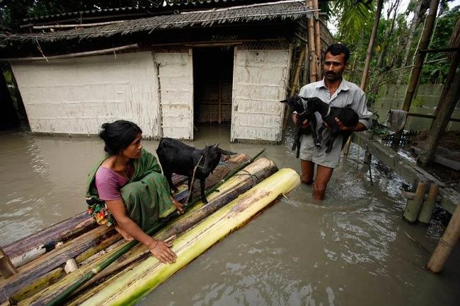 Landslides, flooding kill 147 people in Bangladesh, northeast India.(AFP)