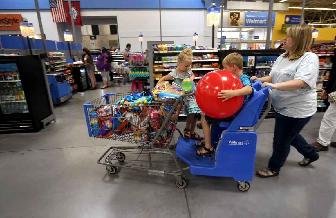 Over the past 12 months, consumer prices are up 1.9 percent in the US while core inflation has risen 1.7 percent. (Reuters)
