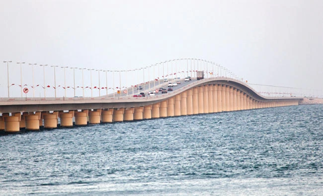 A view of King Fahd causeway. The average daily traffic was 31,000 passengers in 2016 while the figure is expected to double by 2030.