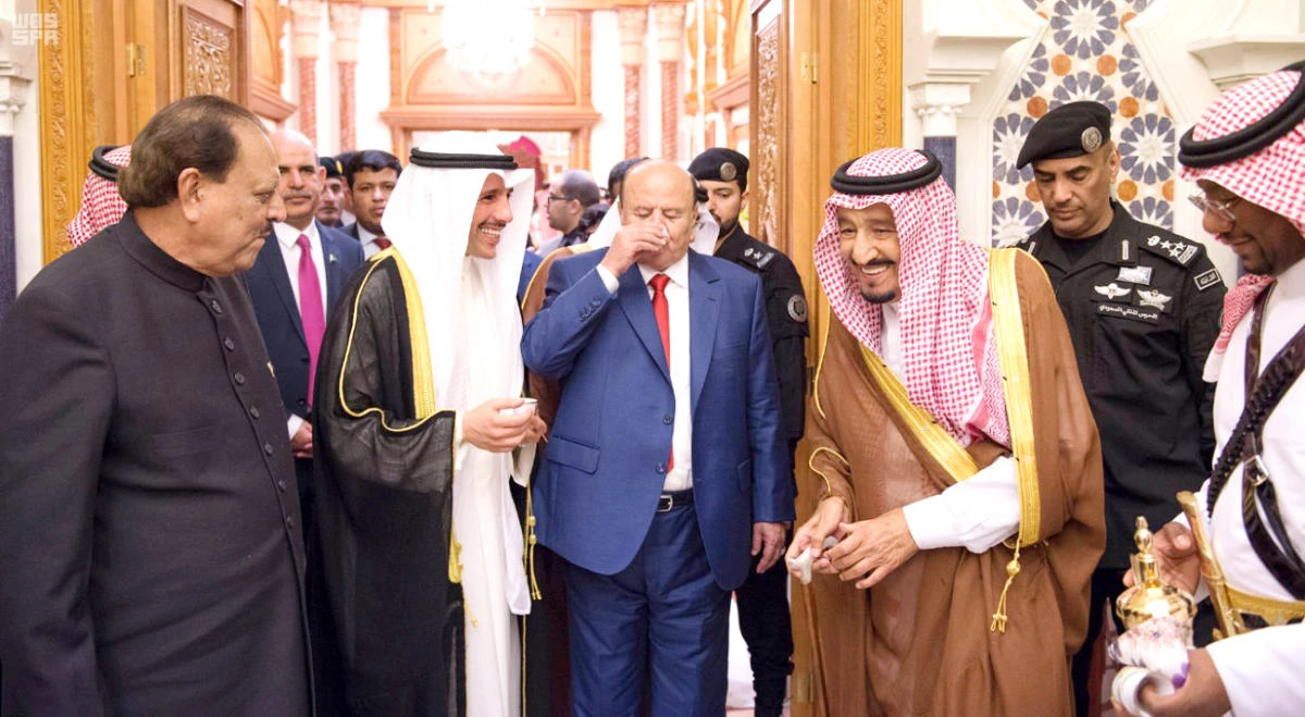 King Salman receives Pakistani President Mamnoon Hussain, left, Yemeni President Abed Rabbo Mansour Hadi, second right, and Chairman of the National Assembly of Kuwait Marzouq Ali Mohammed Al-Ghanim, second left, at Al-Safa Palace in Makkah on Saturday. (SPA)