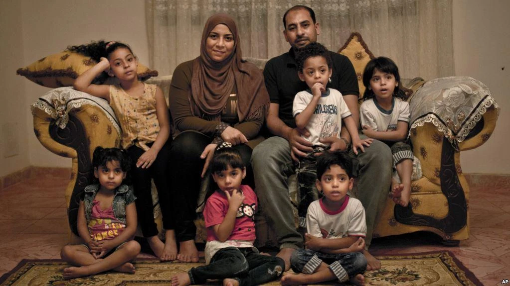 Egypt census workers detect another baby boom.(AFP)
