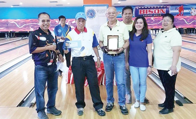 Second runner-up Shadow Bowlers.