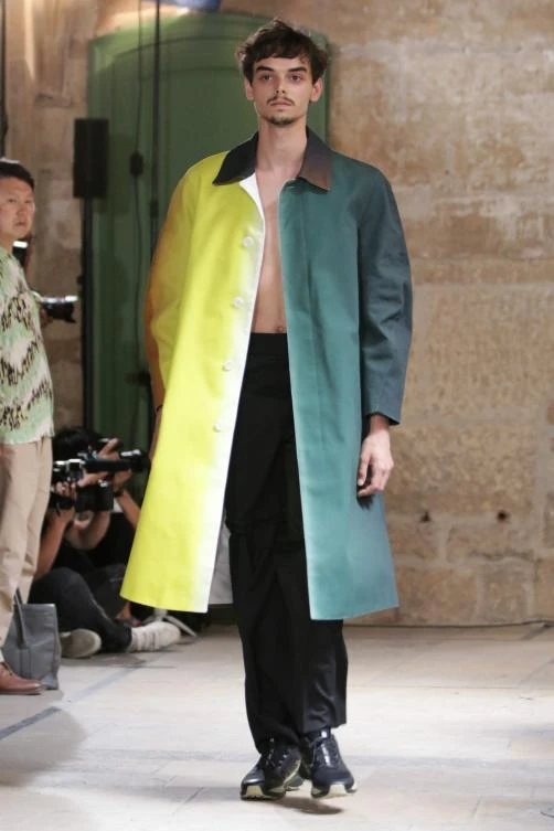 A model presents a creation by Kurdish designers Namacheko during the Men's Fashion Week for the Spring and Summer 2018 collection in Paris, on June 23, 2017. The menswear label Namacheko was created by brother and sister Dilan and Lezan Lurr. (AFP)