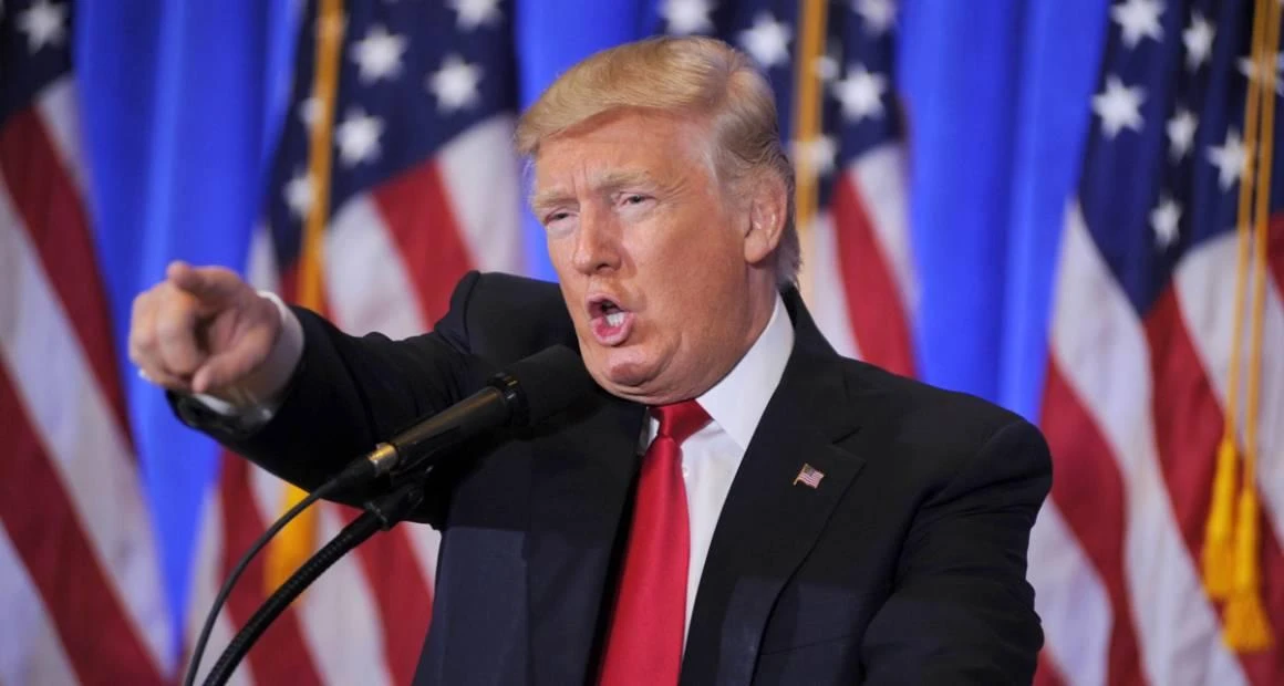 Trump attacks media in flurry of early morning tweets