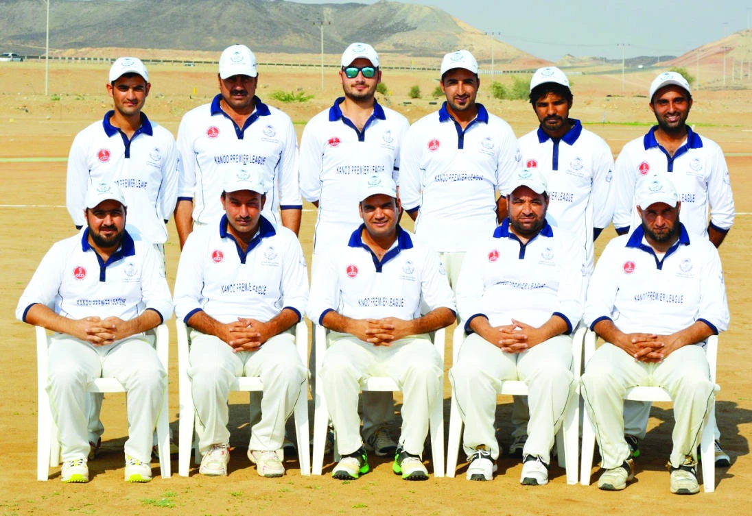 UT Lines cricket team in a group photo.