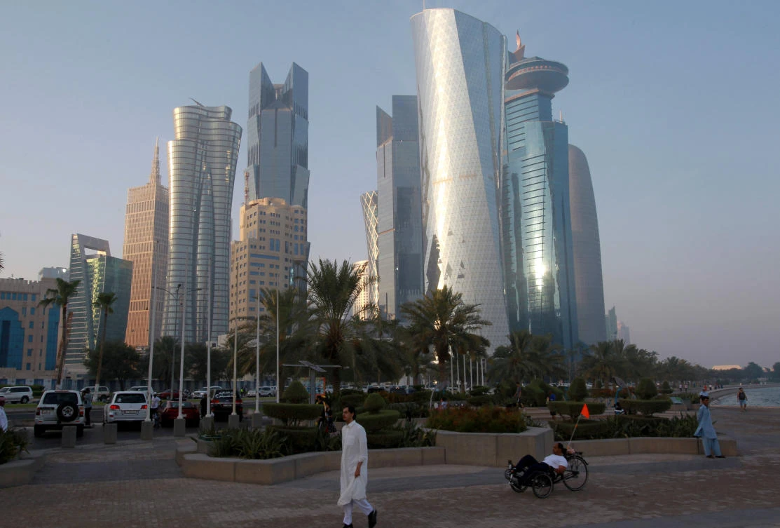 UK banks stop trading Qatari riyals as diplomatic crisis mounts