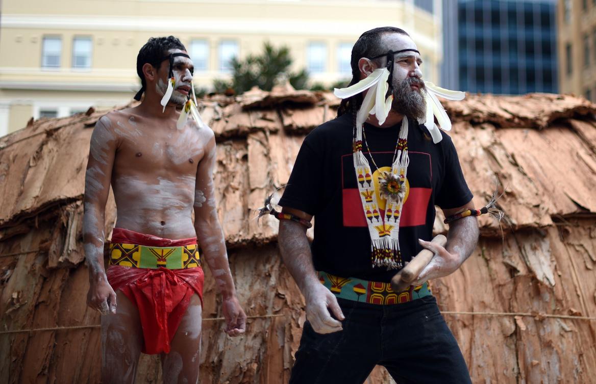 Traditional Aboriginal dancers perform at Sydney's Hyde Park on July 3, 2017. The week long annual event, with the theme of 'our languages matter', celebrates Aboriginal and Torres Strait Islander culture and takes place from July 3 in Hyde Park. / AFP / SAEED KHAN