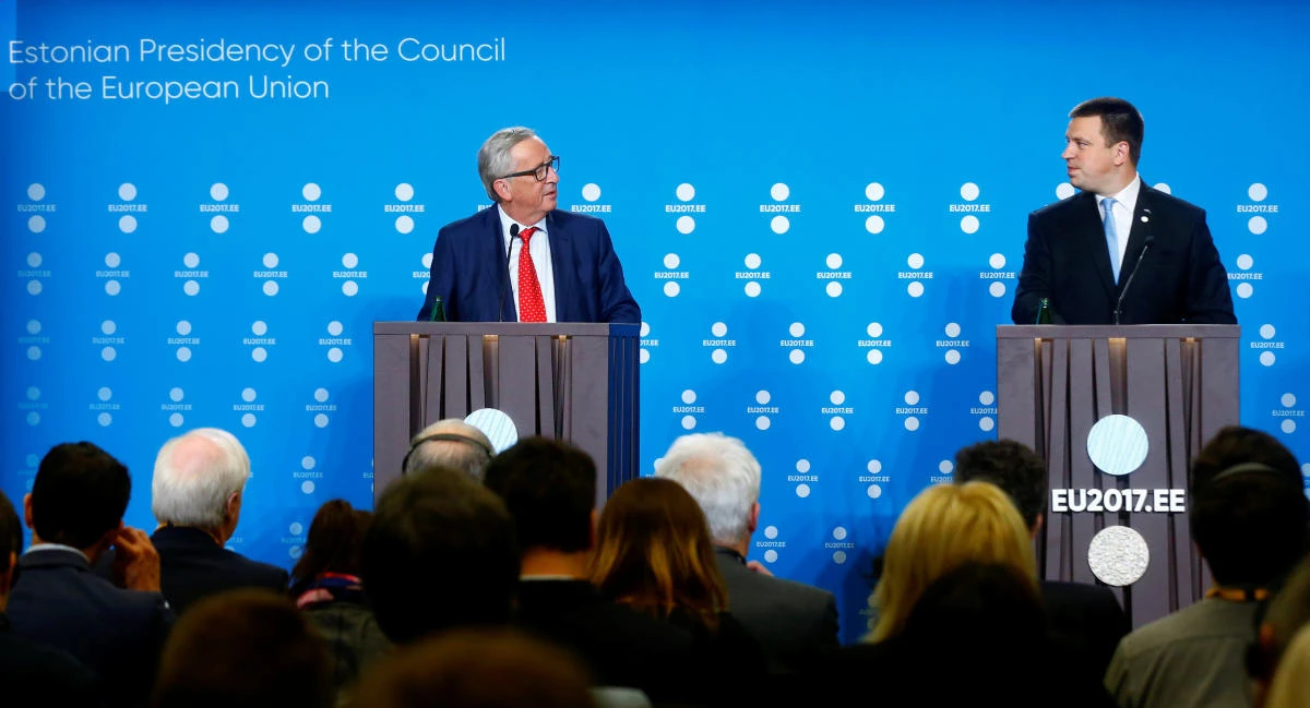 President of the EU Commission Jean-Claude Juncker (L) and Estonia's Prime Minister Juri Ratas. (Reuters)
