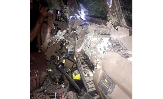 The wreckage of a security officer’s car in Al-Nasra neighborhood in Qatif. (SPA)