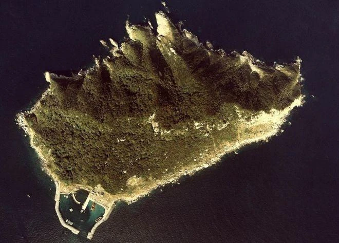 No girls allowed: Japan's men-only island gets UNESCO nod.(AFP)