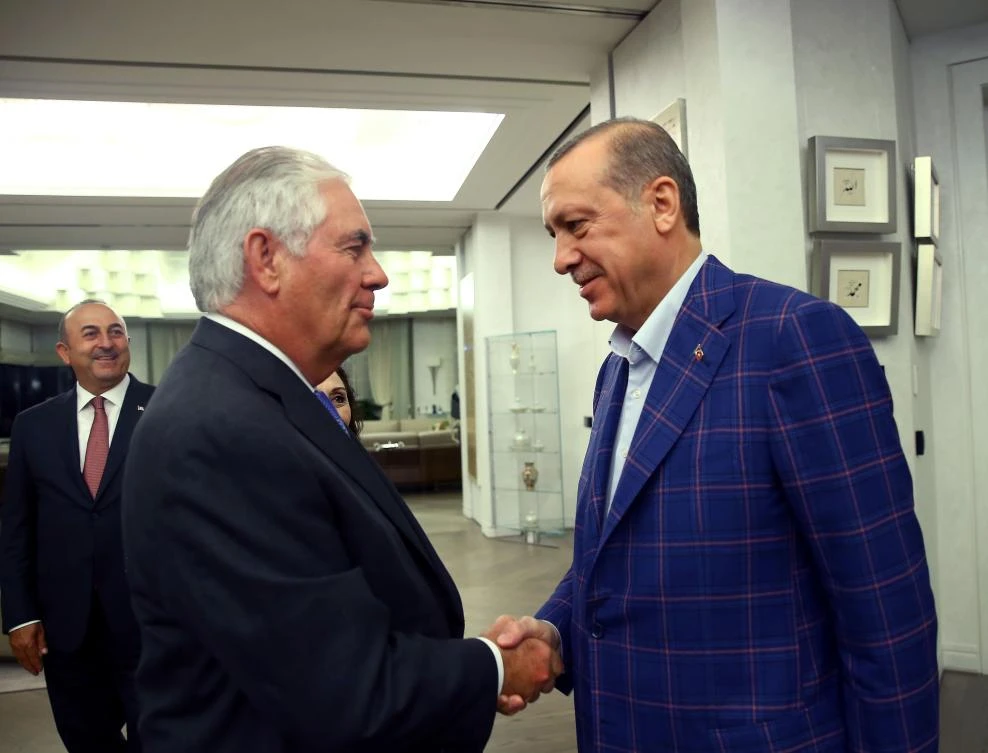 Turkish President Recep Tayyip Erdogan and US Secretary of State Rex Tillerson, left. (AFP)