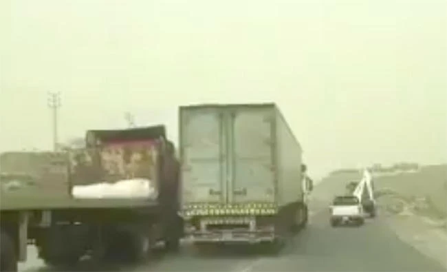 Reckless maneuver seems both drivers ordered expelled from Saudi Arabia. (Al-Ekhbariya TV)