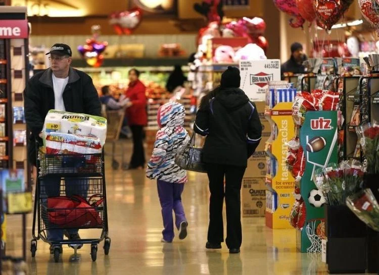 The US Labor Department said on Friday that the unchanged reading in its Consumer Price Index (CPI) came as the cost of gasoline and mobile phone services declined further. (Reuters)