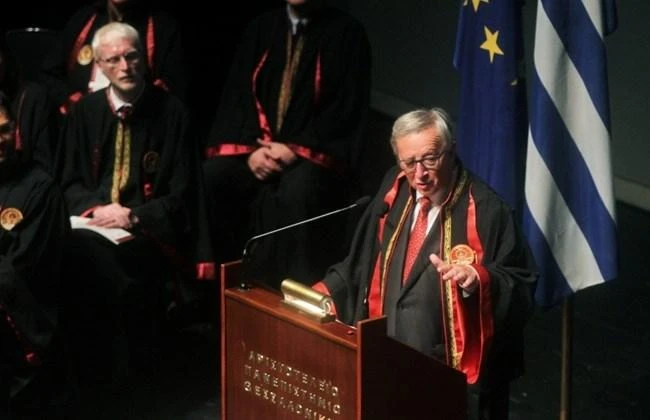 President of the European Commission Jean-Claude Juncker delivers a speech as he receives an Honorary Doctorate of Laws Degree from Aristotle University of Thessaloniki, July 13, 2017. (REUTERS)