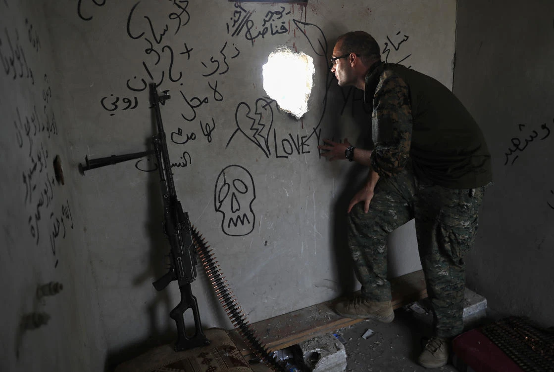 The presence of Western anti-Daesh volunteers in Syria has created something of a conundrum for their governments, which have often questioned them on terrorism charges. (AP)