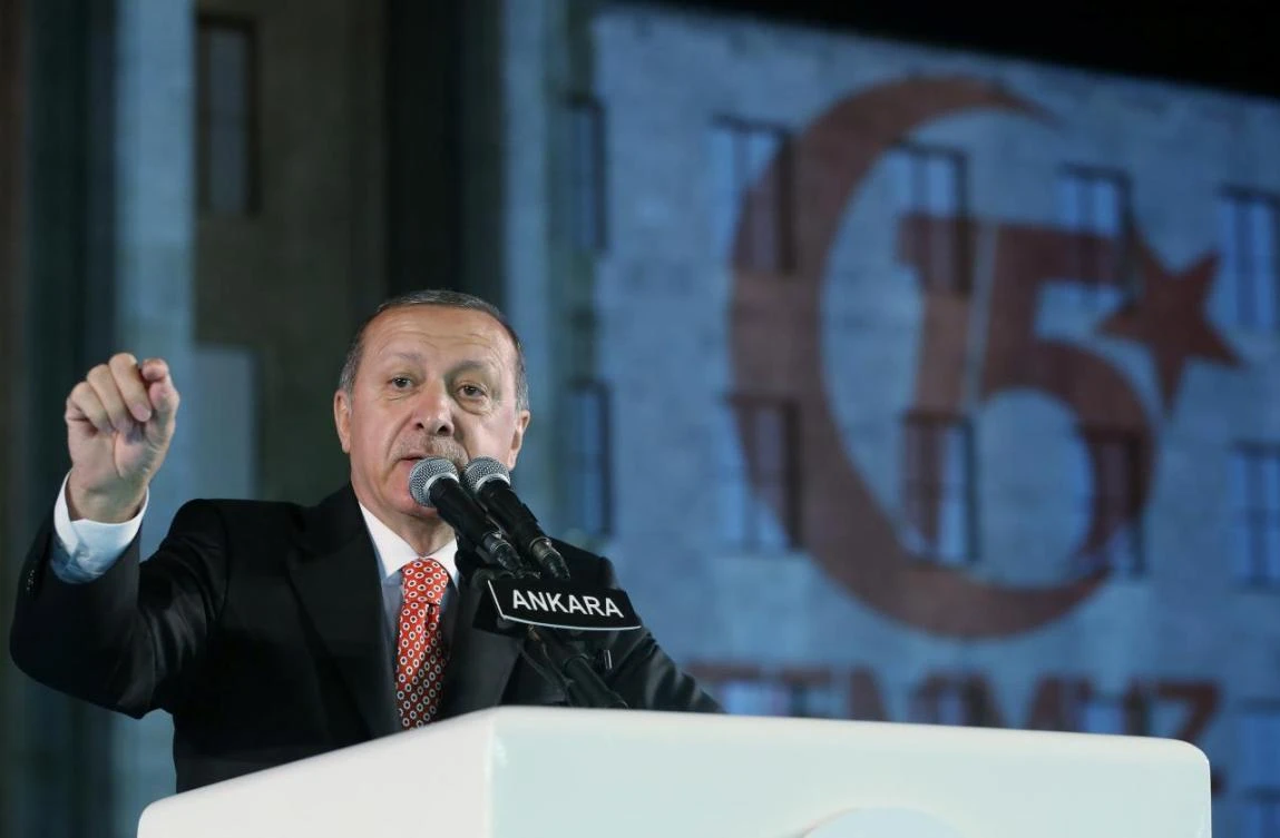 Turkish President Tayyip Erdogan makes a speech during a ceremony marking the first anniversary of the attempted coup at the Parliament in Ankara, Turkey July 16, 2017. (REUTERS)