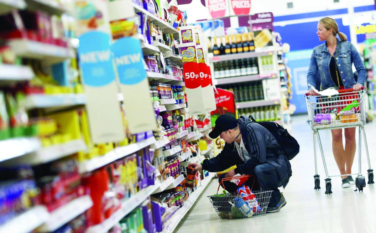 Consumer prices rose by 2.6 percent compared with a year earlier, the Office for National Statistics (ONS) said on Tuesday, down from a nearly four-year high of 2.9 percent in May. (Reuters)