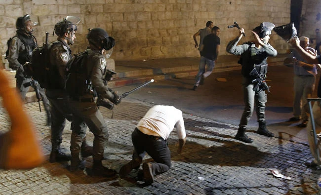 Israeli security forces clashed with Palestinian demonstrators in Jerusalem's Old City on Tuesday, as clashes erupted. (AFP)