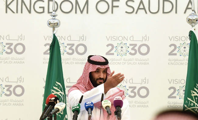 Crown Prince Mohammed bin Salman unveils vast plan to restructure the kingdom's oil-dependent economy during a press conference in Riyadh on April 25, 2016. The International Monetary Fund (IMF) on Friday said Saudi Arabia’s “bold reform program” is paying off, with economic growth in its non-oil sector forecast to pick up this year. (AFP file photo)