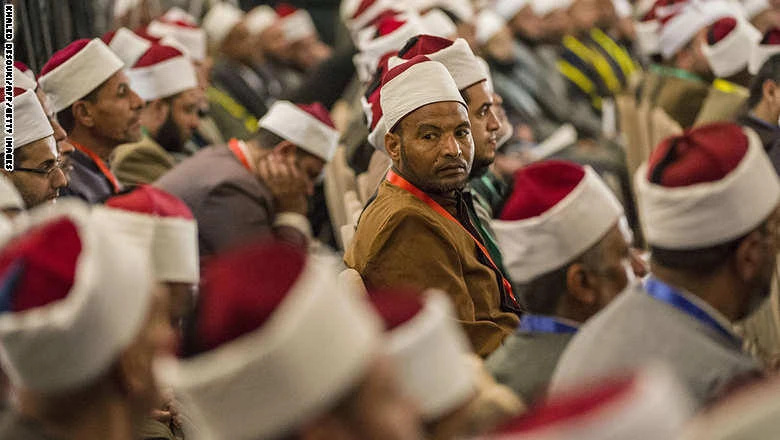 Egyptian Sunni Muslim clerics attend a conference on extremism at Al-Azhar in Cairo on December 3, 2014. (AFP)