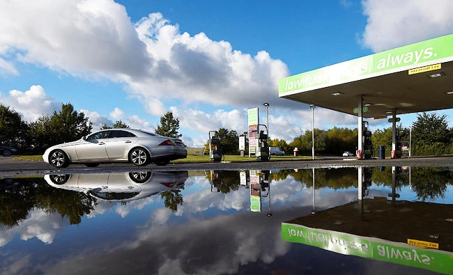 UK to ban sales of petrol, diesel-fueled cars from 2040 -media