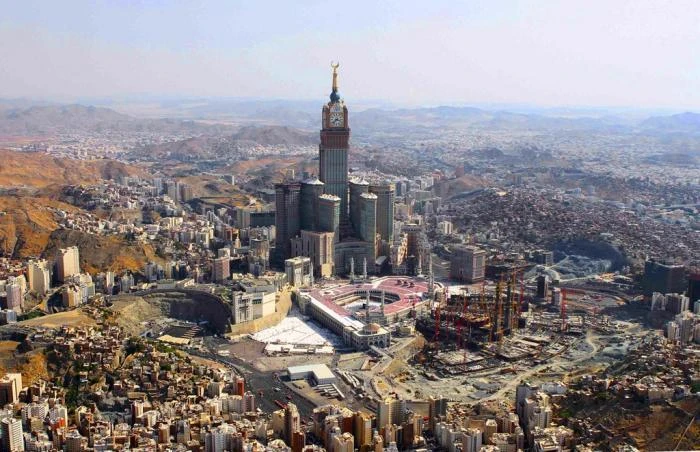 Makkah was the only major city in the Kingdom to have witnessed a significant increase in sales activity in the residential sector. (Reuters)