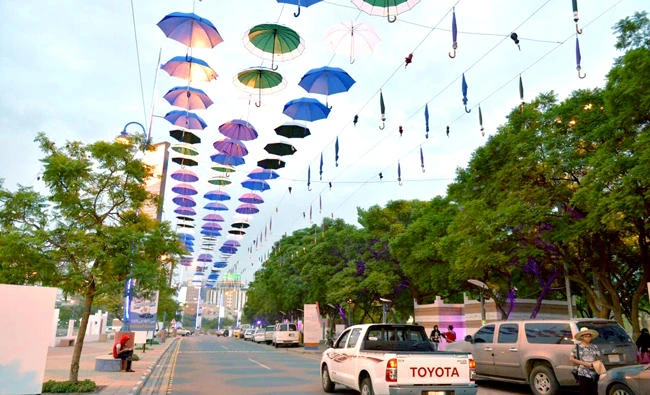 A road in Abha is decorated with umbrellas during the recent spring festival in the southwestern city. (SPA file photo)