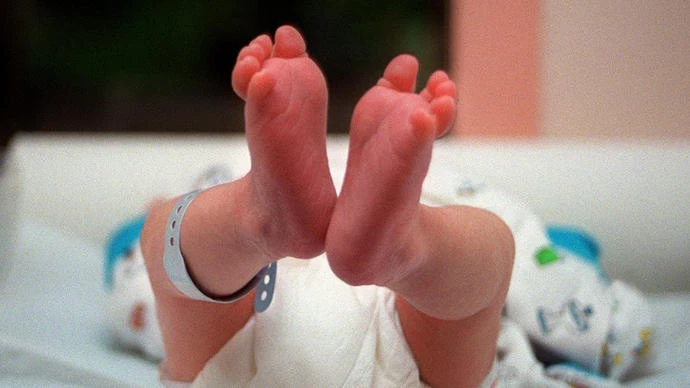 Indian baby survives being buried alive by teen mother. (AFP)