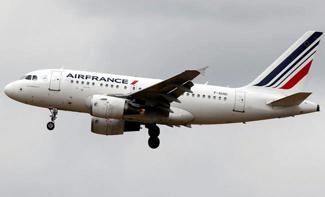 Air France suspends Venezuela flights ahead of vote
