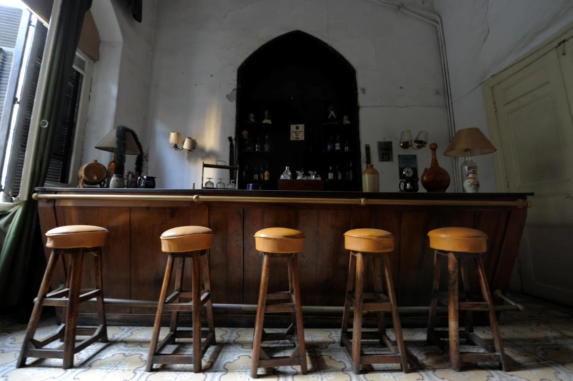 A view shows the bar of the Baron Hotel in Aleppo, Syria July 14, 2017. Picture taken July 14, 2017. REUTERS/Omar Sanadiki