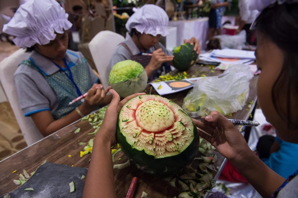 Fruit carving, a meticulous art in Thailand