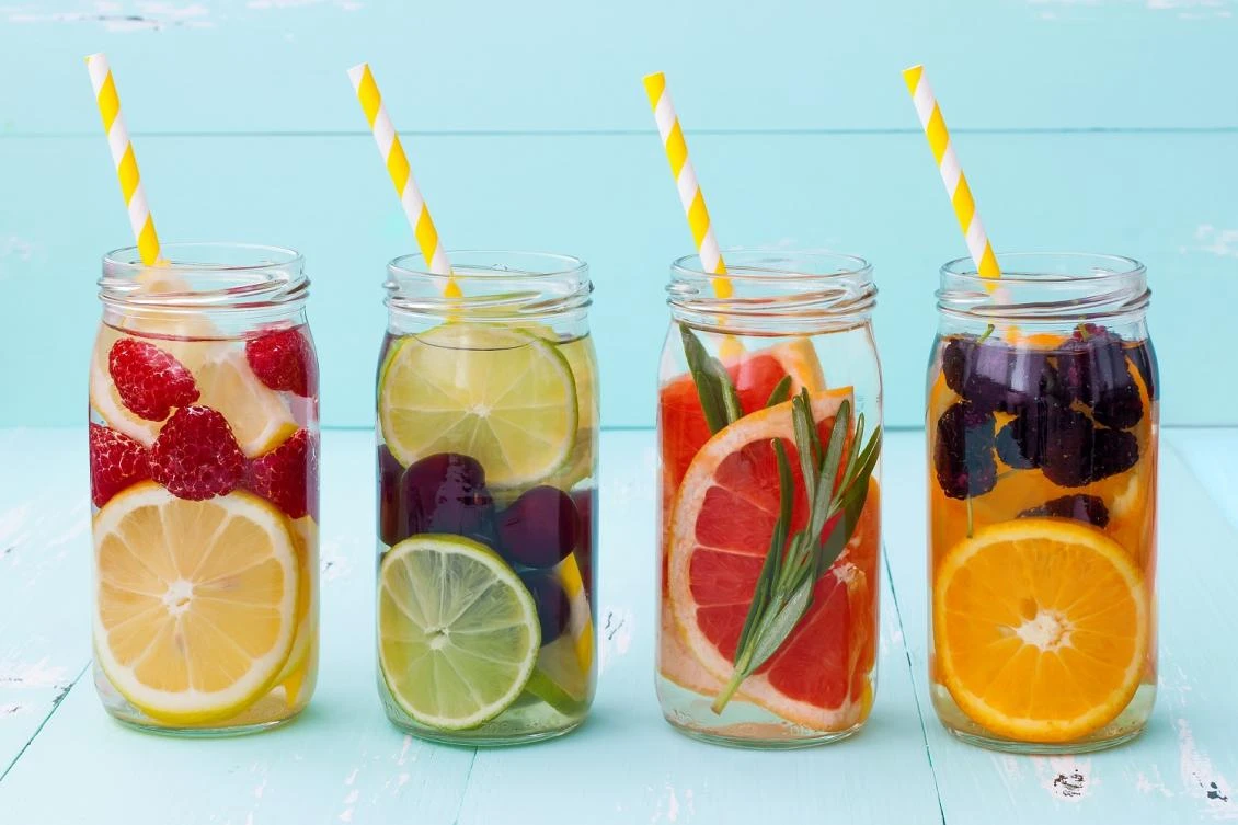 Make a bottle of infused water and sip away. (Shutterstock)