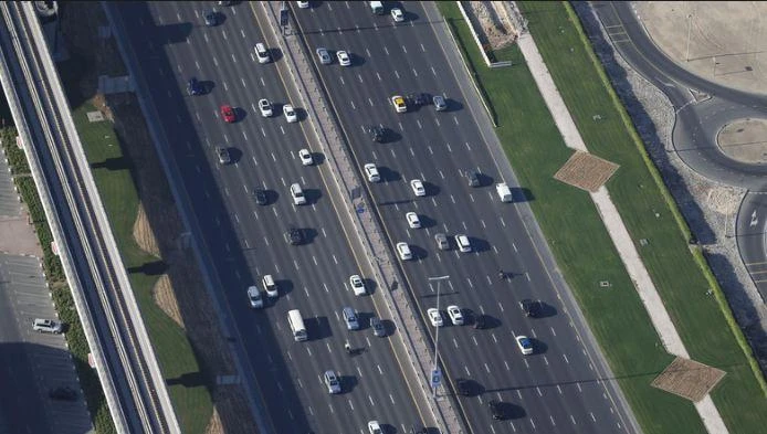 UAE ‘rubberneckers’ face hefty fines in police crackdown