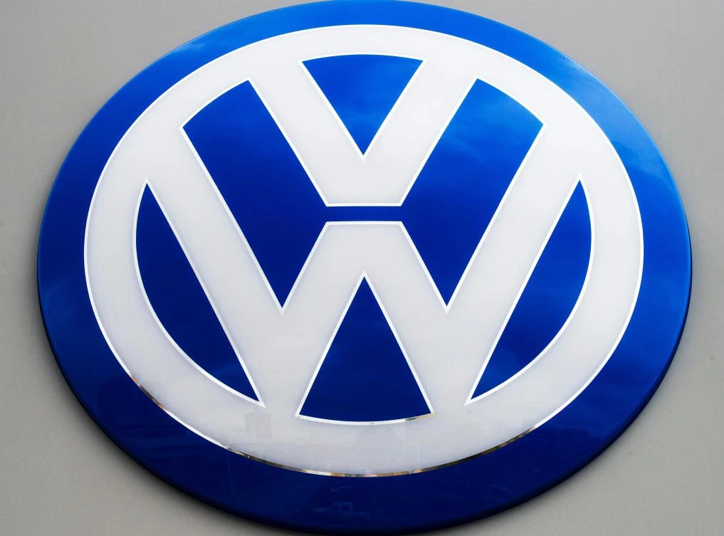 Volkswagen signs on as EURO 2020 mobility partner in soccer push